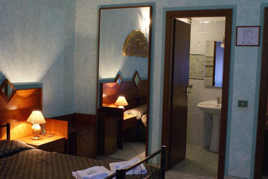 Hotel Farini Ρώμη Εξωτερικό φωτογραφία