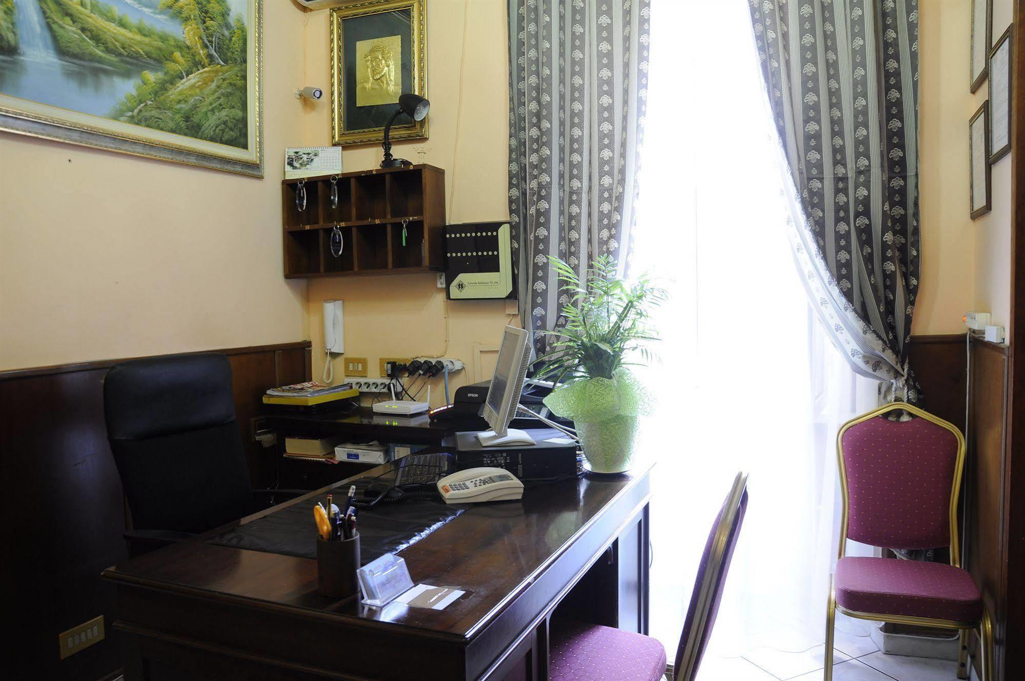 Hotel Farini Ρώμη Εξωτερικό φωτογραφία