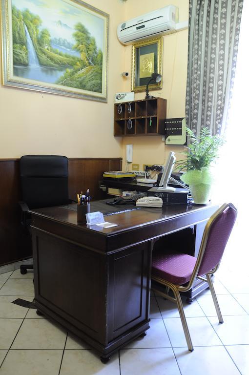 Hotel Farini Ρώμη Εξωτερικό φωτογραφία